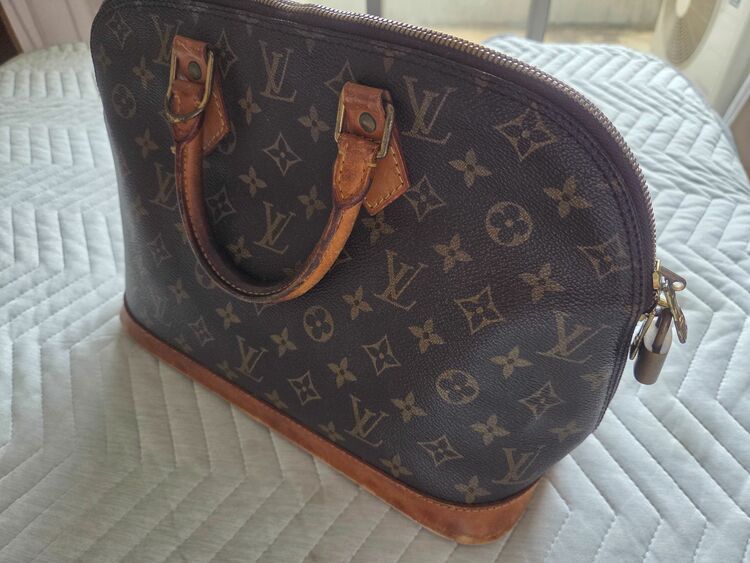ルイヴィトン モノグラム （ブランドバッグ）の商品画像 - 査定依頼日：2025年9月30日 - 最高査定価格：40,000円