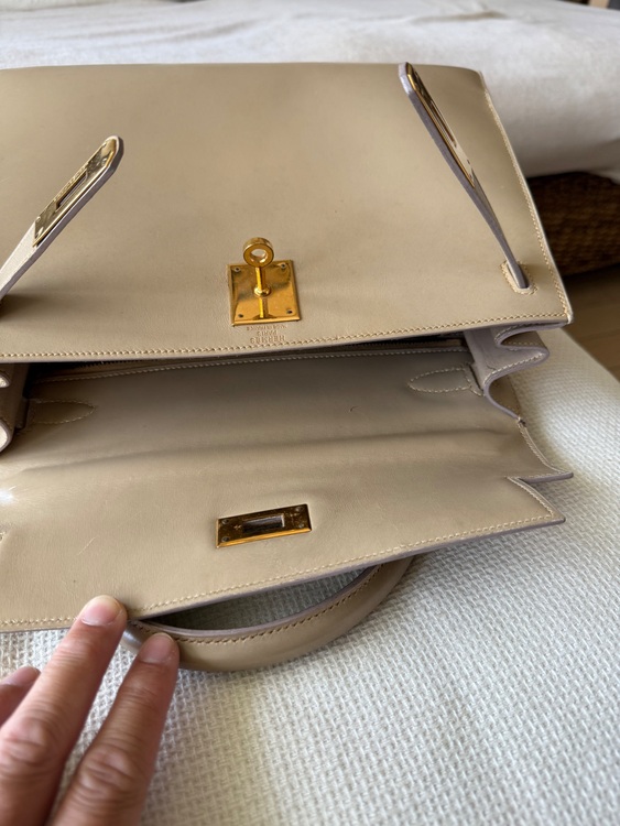 エルメス ケリー （ブランドバッグ）の商品画像 - 査定依頼日：2025年6月18日 - 最高査定価格：1,500,000円