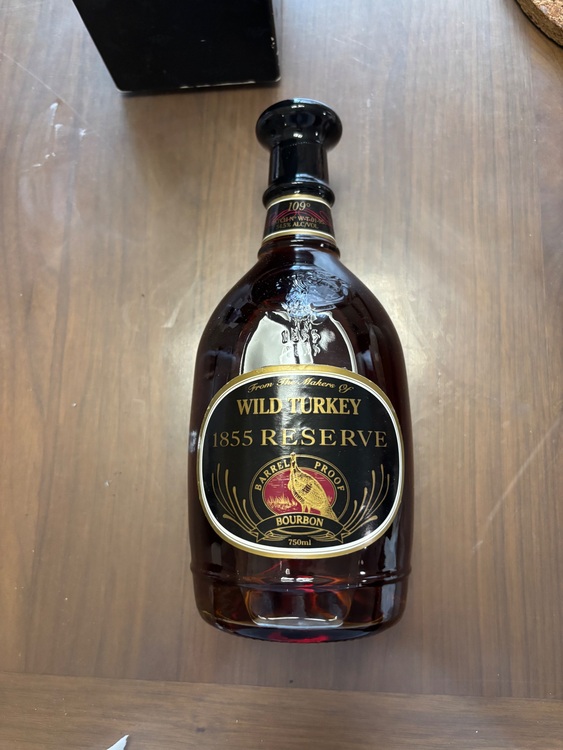 ウイスキー ワイルドターキー （お酒）の商品画像 - 査定依頼日：2025年11月18日 - 最高査定価格：25,000円