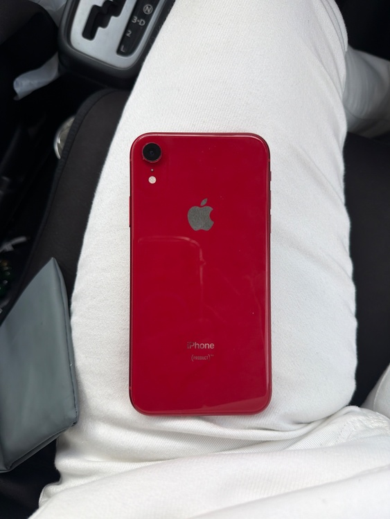 iPhoneXR 128GB Softbank（スマホ）の商品画像 - 査定依頼日：2026年4月25日 - 最高査定価格：16,000円