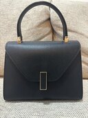 ヴァレクストラ  （ブランドバッグ）の商品画像 - 査定依頼日：2024年10月1日 - 最高査定価格：200,000円