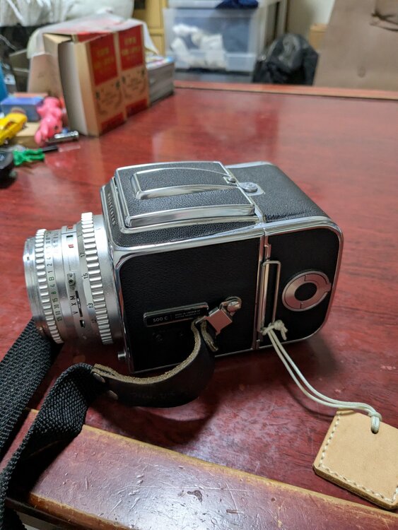 Hasselblad 500Cのフィルムカメラ（カメラ）の商品画像 - 査定依頼日：2026年7月1日 - 最高査定価格：200,000円