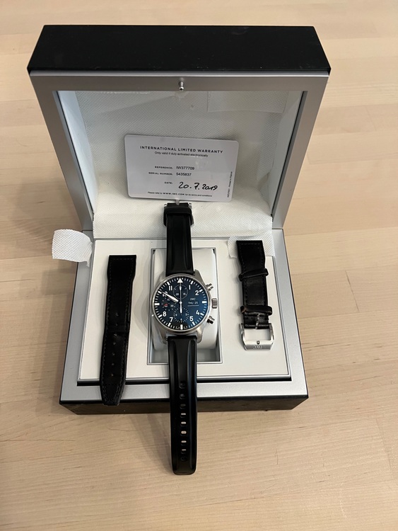 IWC パイロットウォッチ IW377709（高級時計）の商品画像 - 査定依頼日：2025年9月25日 - 最高査定価格：550,000円