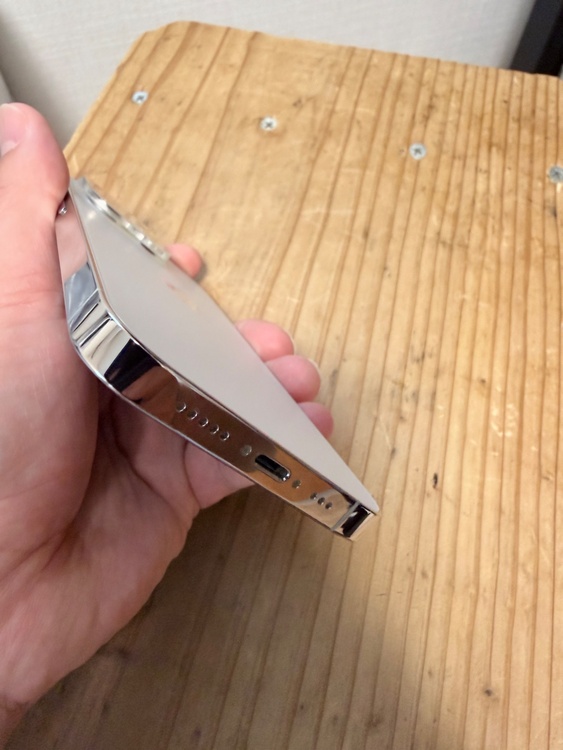 型番がわかりません。初期設定してしまいました。（スマホ）の商品画像 - 査定依頼日：2026年2月15日 - 最高査定価格：60,000円