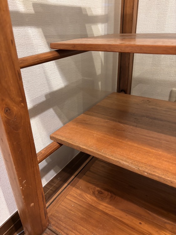 ガラス棚　ディスプレイ棚（家具・寝具）の商品画像 - 査定依頼日：2026年5月17日 - 最高査定価格：5,000円