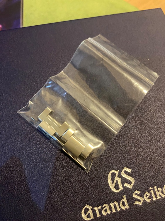 SBGX335（高級時計）の商品画像 - 査定依頼日：2025年9月20日 - 最高査定価格：260,000円