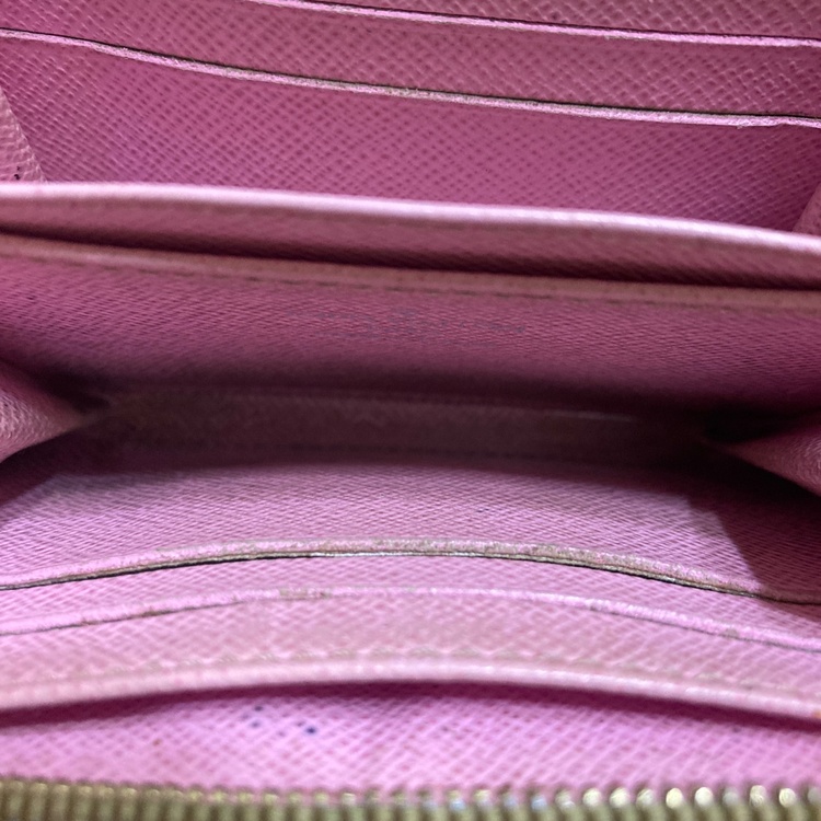 マルチカラー小銭入れ（ブランド財布・小物）の商品画像 - 査定依頼日：2025年12月8日 - 最高査定価格：10,000円