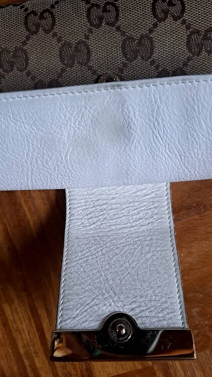 グッチ  （ブランドバッグ）の商品画像 - 査定依頼日：2025年4月30日 - 最高査定価格：10,000円