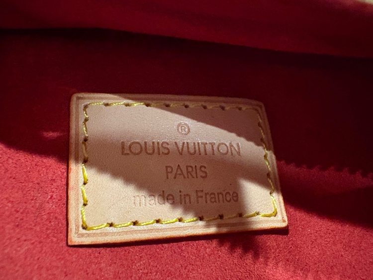 ルイヴィトン　ハンドバッグクラウディア M40193（ブランドバッグ）の商品画像 - 査定依頼日：2026年1月19日 - 最高査定価格：130,000円