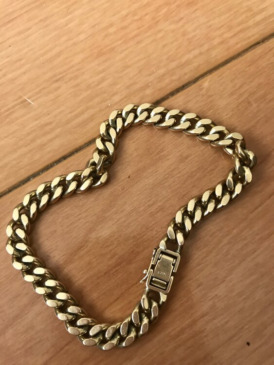 K18  ブレスレット（金・貴金属）の商品画像 - 査定依頼日：2025年3月31日 - 最高査定価格：400,000円