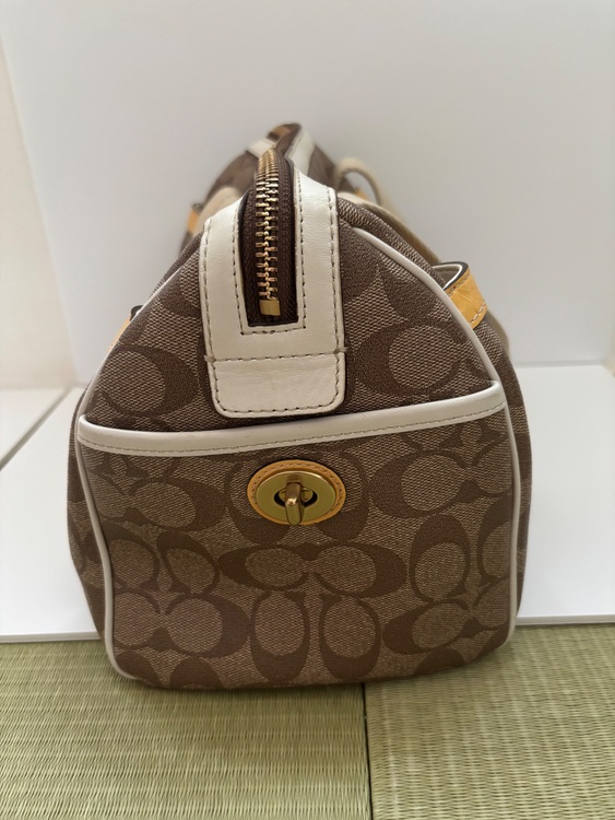 コーチ COACH F11353（ブランドバッグ）の商品画像 - 査定依頼日：2025年8月30日 - 最高査定価格：500円