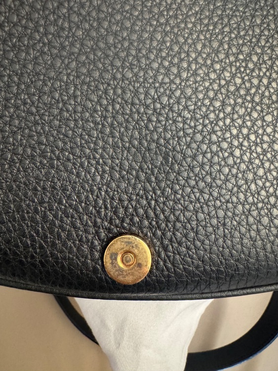 ボビー、ミディアム（ブランドバッグ）の商品画像 - 査定依頼日：2025年7月15日 - 最高査定価格：230,000円