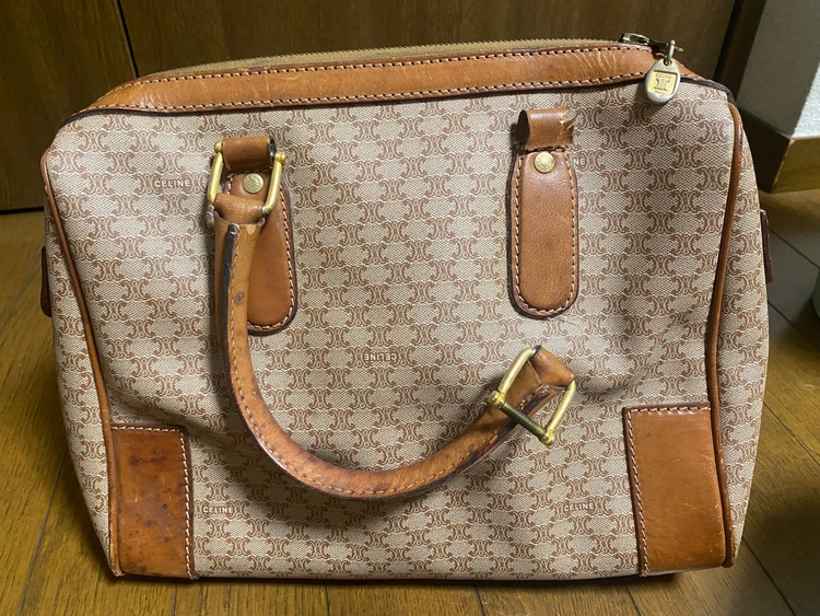 セリーヌ　バック（ブランドバッグ）の商品画像 - 査定依頼日：2025年7月13日 - 最高査定価格：10,000円