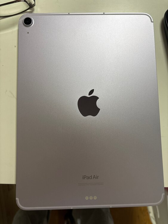 11インチiPad Air M2（PC・タブレット）の商品画像 - 査定依頼日：2025年4月1日 - 最高査定価格：52,000円