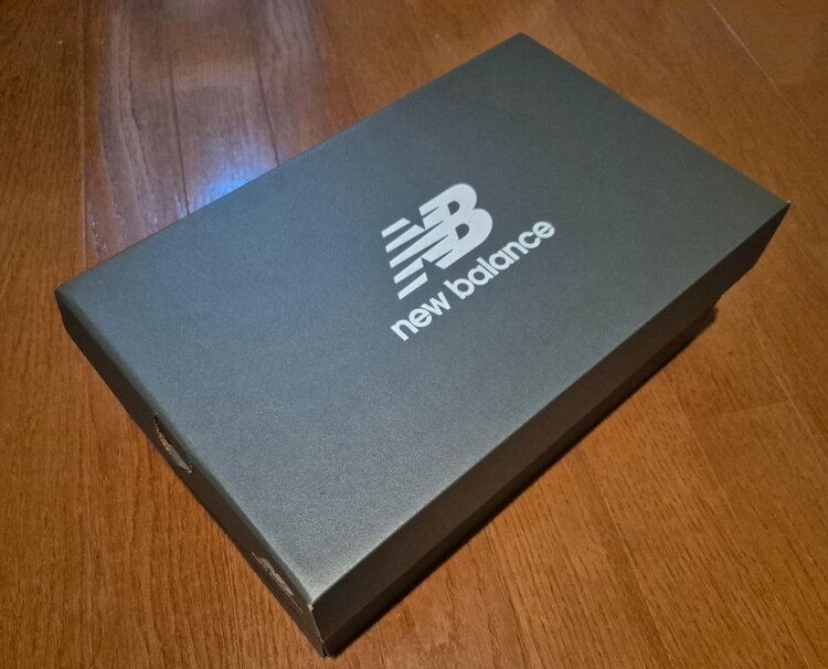 new balance(ニューバランス) ユニセックス大人 574（古着・ファッション）の商品画像 - 査定依頼日：2026年10月6日 - 最高査定価格：1,500円