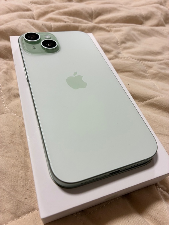 iPhone 15 128GB SIMフリー（スマホ）の商品画像 - 査定依頼日：2026年3月21日 - 最高査定価格：66,000円