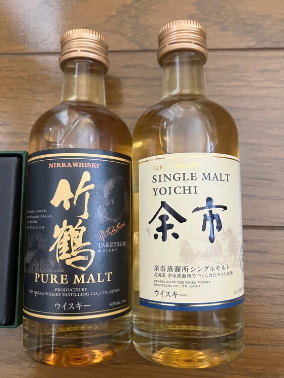 ウイスキー　余市と竹鶴のミニサイズです（お酒）の商品画像 - 査定依頼日：2025年5月6日 - 最高査定価格：2,000円
