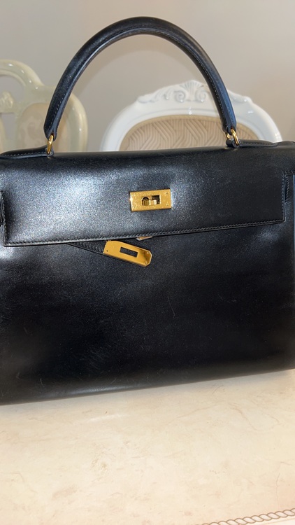 1998年黒32（ブランドバッグ）の商品画像 - 査定依頼日：2025年6月5日 - 最高査定価格：920,000円