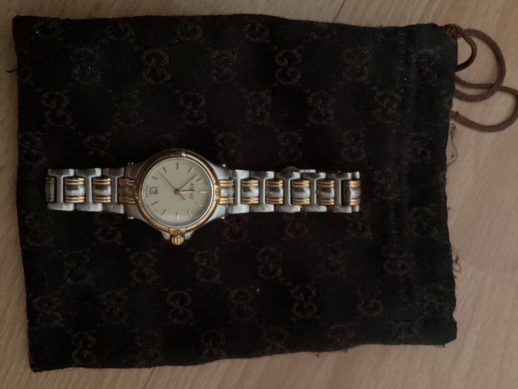 Gucci （高級時計）の商品画像 - 査定依頼日：2025年6月17日 - 最高査定価格：8,120円