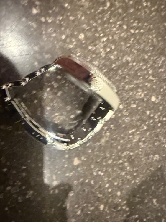 チューダー ブラックベイ チ79230B-0008（高級時計）の商品画像 - 査定依頼日：2025年9月11日 - 最高査定価格：330,000円