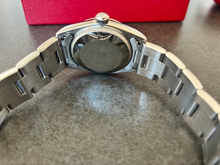 ロレックス パーペチュアル 7708（高級時計）の商品画像 - 査定依頼日：2026年1月17日 - 最高査定価格：620,000円