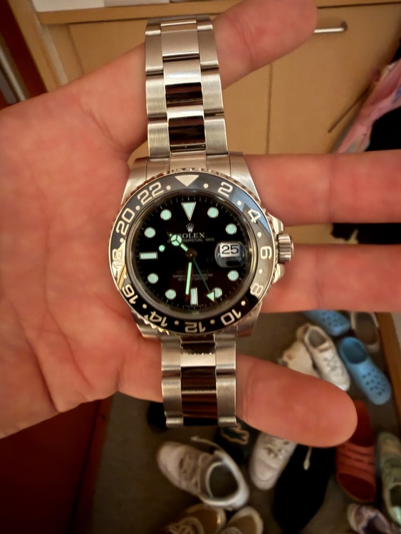 ロレックス GMTマスター ref116700l（高級時計）の商品画像 - 査定依頼日：2026年2月10日 - 最高査定価格：1,900,000円