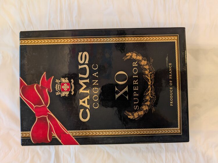 CAMUS　COGNAC XO SUPERIOR（お酒）の商品画像 - 査定依頼日：2025年10月11日 - 最高査定価格：4,000円