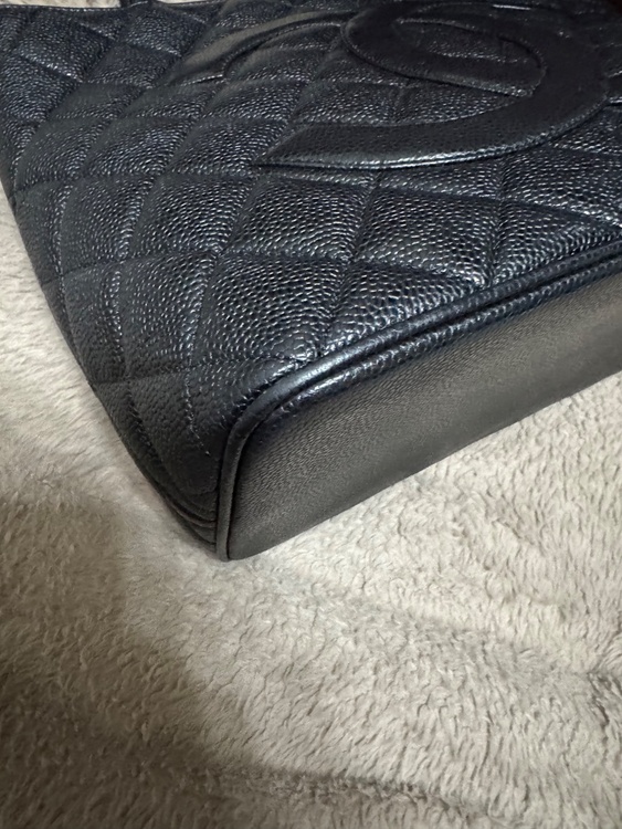 復刻トート（ブランドバッグ）の商品画像 - 査定依頼日：2026年3月24日 - 最高査定価格：185,000円