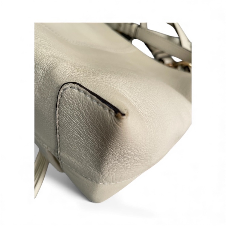 その他 クロエ （ブランドバッグ）の商品画像 - 査定依頼日：2025年12月16日 - 最高査定価格：20,000円