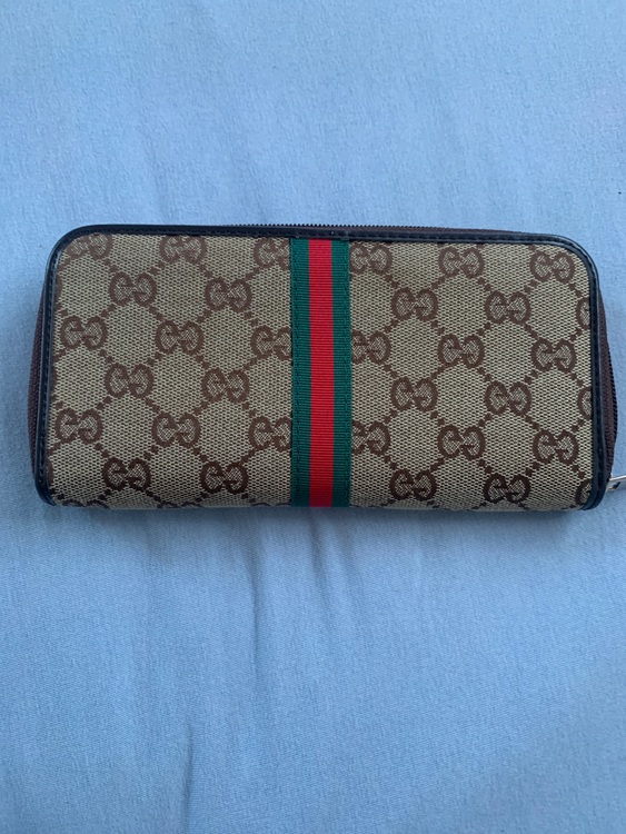 宝石の石、K18等切れたチェーン、財布（金・貴金属）の商品画像 - 査定依頼日：2025年10月31日 - 最高査定価格：5,000円