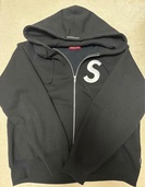 supreme Sロゴ ジップアップパーカー