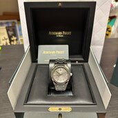 オーデマピゲ ロイヤルオーク （高級時計）の商品画像 - 査定依頼日：2025年2月12日 - 最高査定価格：5,000,000円