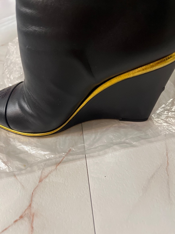 ブーティ（古着・ファッション）の商品画像 - 査定依頼日：2026年3月15日 - 最高査定価格：8,000円