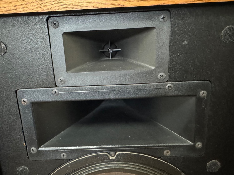 klipsch heresy II（オーディオ・スピーカー）の商品画像 - 査定依頼日：2026年3月25日 - 最高査定価格：56,000円