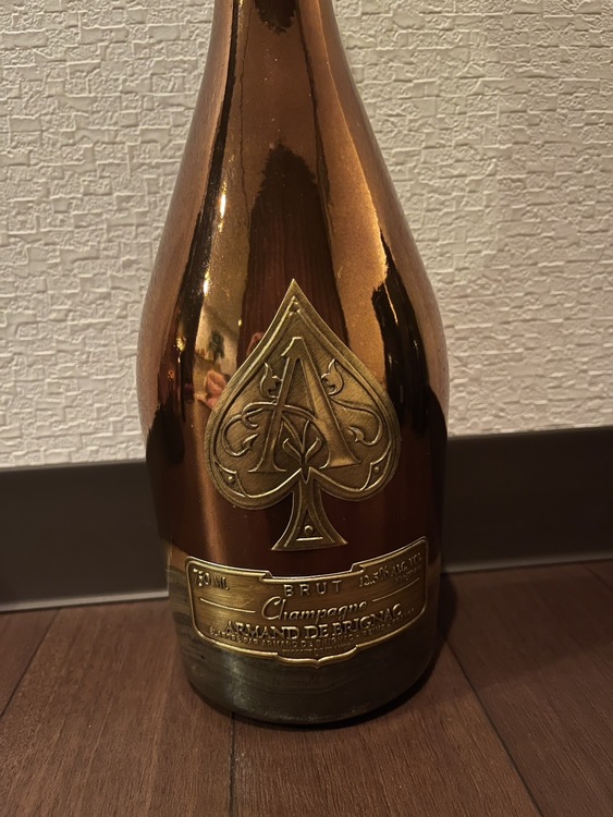 アルマンド (未開封)（お酒）の商品画像 - 査定依頼日：2026年4月27日 - 最高査定価格：18,000円
