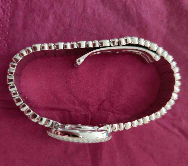 カルティエ ベニュワール （高級時計）の商品画像 - 査定依頼日：2026年1月22日 - 最高査定価格：2,000,000円