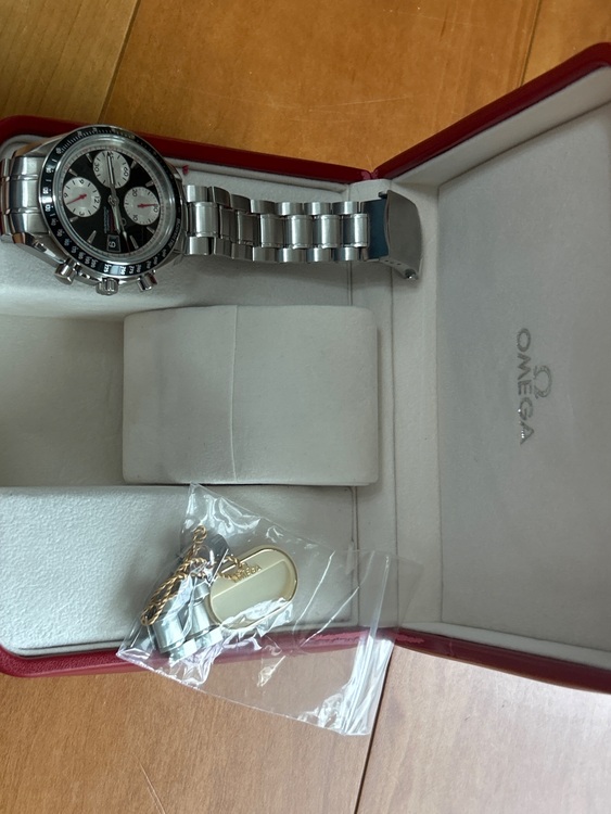 オメガ スピードマスター 3210510（高級時計）の商品画像 - 査定依頼日：2025年6月14日 - 最高査定価格：330,000円