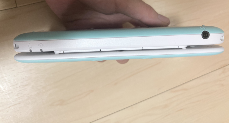 ニンテンドー3DSLL本体 ミント×ホワイト（ゲーム機本体・ゲームソフト）の商品画像 - 査定依頼日：2021年11月21日 - 最高査定価格：4,500円