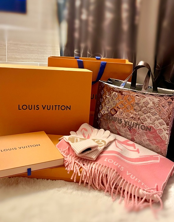 ショッパートートMM（ブランドバッグ）の商品画像 - 査定依頼日：2025年11月9日 - 最高査定価格：450,000円