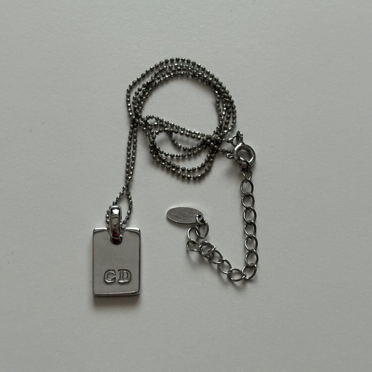 ネックレス（ブランド財布・小物）の商品画像 - 査定依頼日：2025年6月1日 - 最高査定価格：100,000円