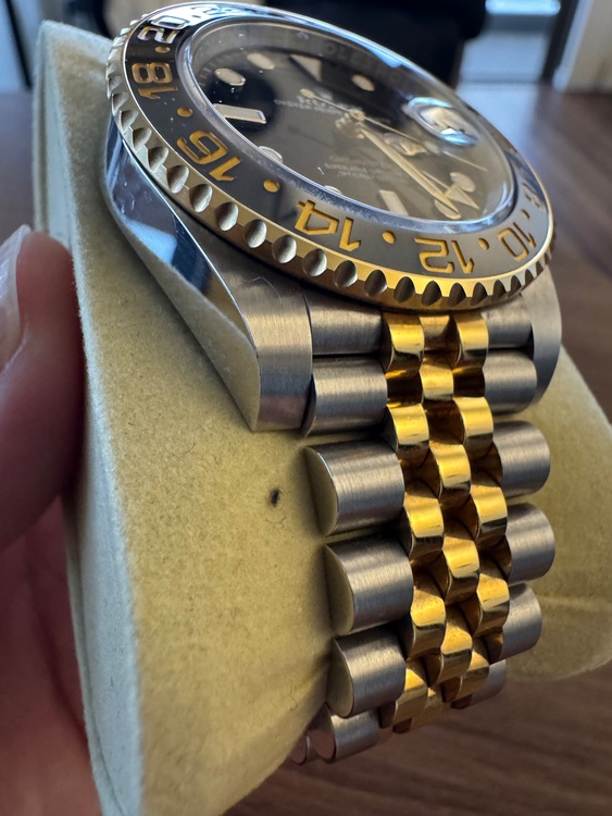 GMTマスター（高級時計）の商品画像 - 査定依頼日：2025年10月5日 - 最高査定価格：3,080,000円