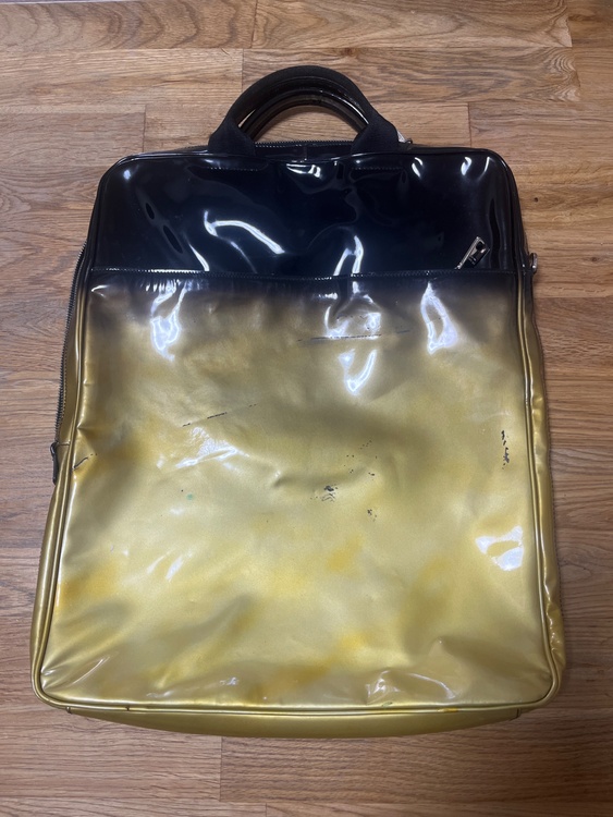 プラダ  （ブランドバッグ）の商品画像 - 査定依頼日：2025年12月12日 - 最高査定価格：10,000円