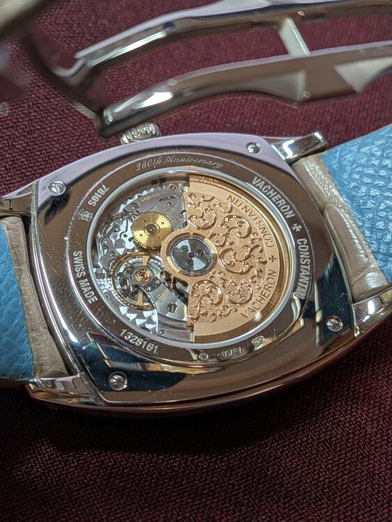 ハーモニー デュアルタイム  K18WG（高級時計）の商品画像 - 査定依頼日：2025年9月12日 - 最高査定価格：2,000,000円