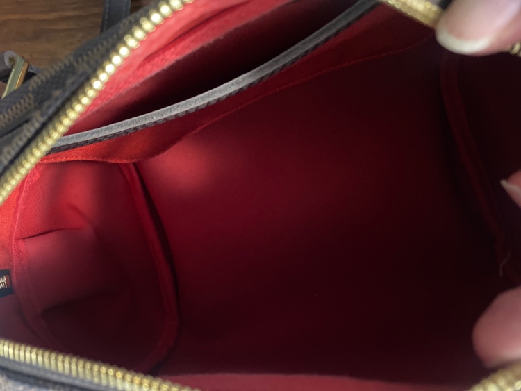 ハンドバッグ（ブランドバッグ）の商品画像 - 査定依頼日：2026年4月13日 - 最高査定価格：110,000円