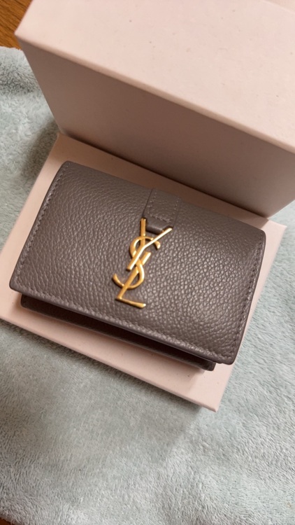 イブサンローラン  （ブランドバッグ）の商品画像 - 査定依頼日：2025年9月16日 - 最高査定価格：40,000円