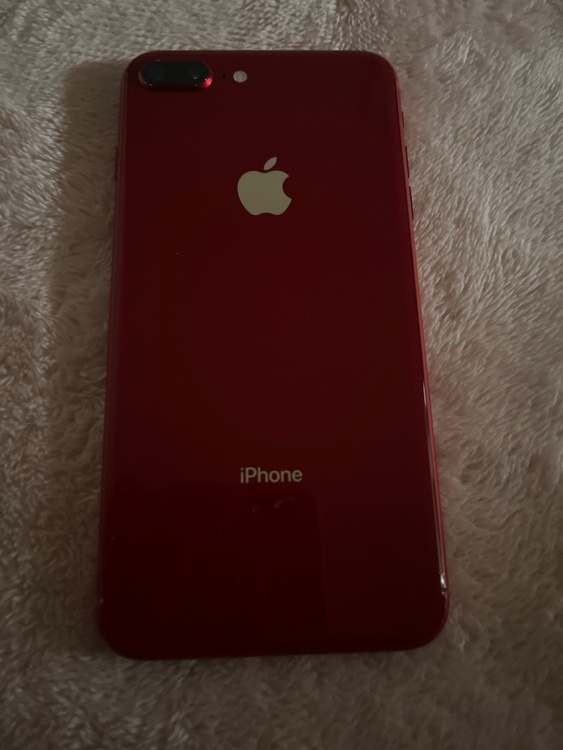iPhone8プラス（スマホ）の商品画像 - 査定依頼日：2026年7月8日 - 最高査定価格：8,000円