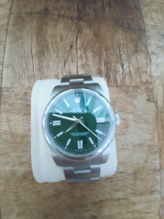 ロレックス パーペチュアル ref 12430（高級時計）の商品画像 - 査定依頼日：2026年4月11日 - 最高査定価格：100,000円