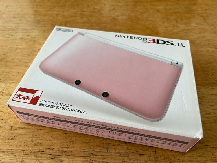 ニンテンドー3DSLL本体 ピンク×ホワイト（ゲーム機本体・ゲームソフト）の商品画像 - 査定依頼日：2023年3月14日 - 最高査定価格：5,100円