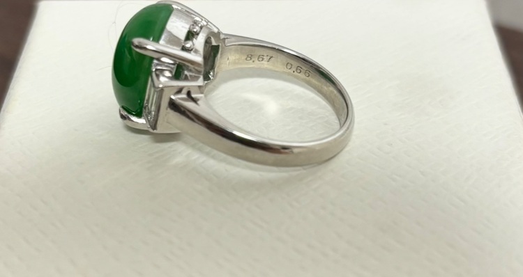 翡翠 プラチナ 指輪（宝石）の商品画像 - 査定依頼日：2025年11月24日 - 最高査定価格：150,000円