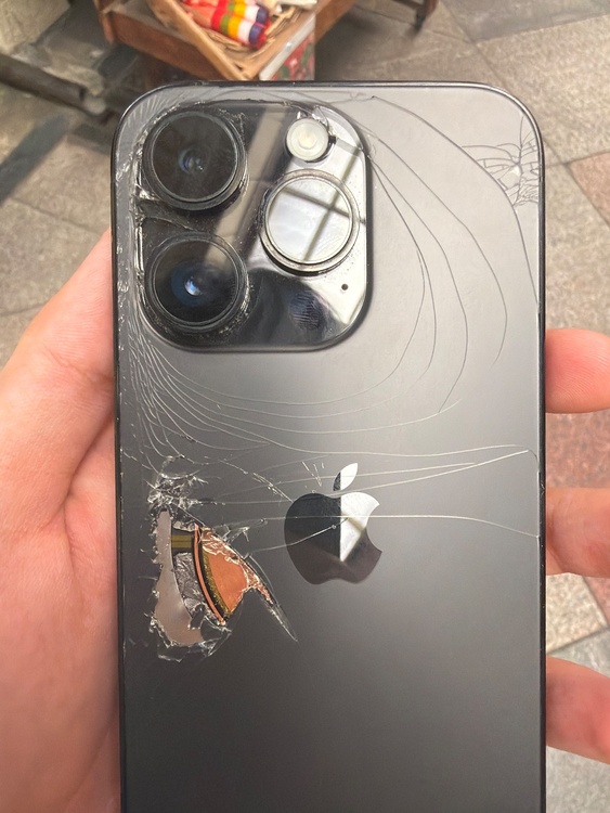 iPhone iPhone 14 Pro 256GB SIMフリー（スマホ）の商品画像 - 査定依頼日：2026年7月14日 - 最高査定価格：37,000円